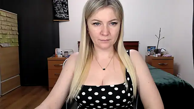 ParadiseAlina online show from March 2026 06:53:01 PM