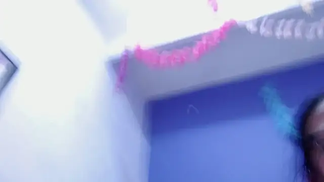 andrealopezcm101 online show from April 2026 08:37:02 PM