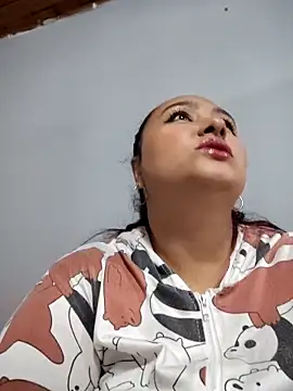 Freyacooper online show from September 2025 01:55:01 AM