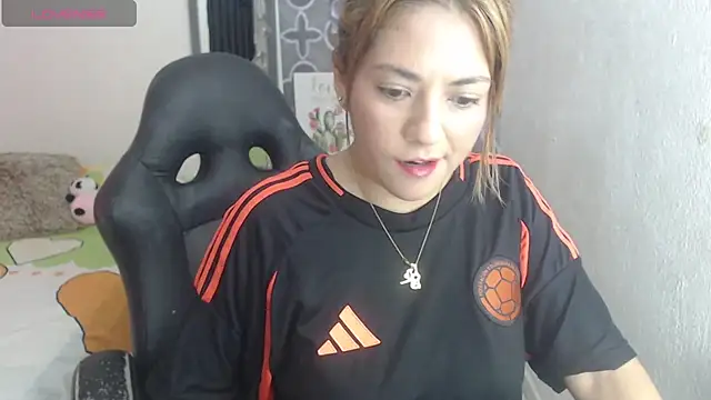 karamirror  online show from April 2026 09:21:02 PM