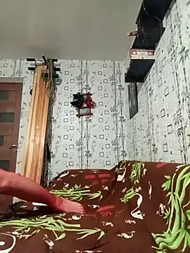 Lietta  online show from April 2026 07:28:02 PM