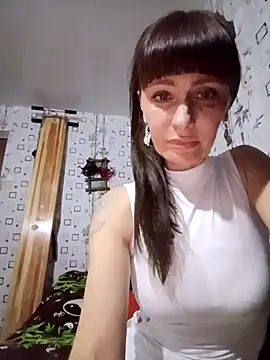 Lietta  online show from November 2025 08:47:02 PM