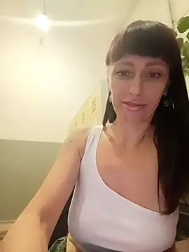 Snapshot of Lietta_ chatting on September 2025 05:40:02 PM Lietta online show from September 2025 05:40:02 PM