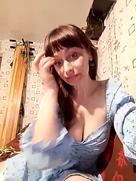 Lietta  online show from April 2026 06:47:01 PM