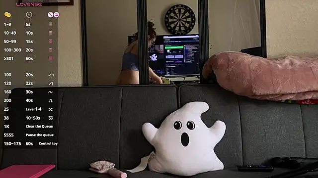 xxNaughtyNicolexx online show from April 2026 04:45:01 PM