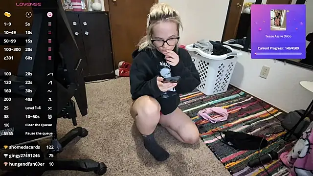 xxNaughtyNicolexx online show from October 2025 12:18:02 PM