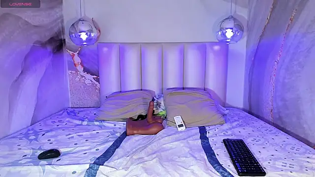 SheyLopez online show from November 2025 03:06:01 AM