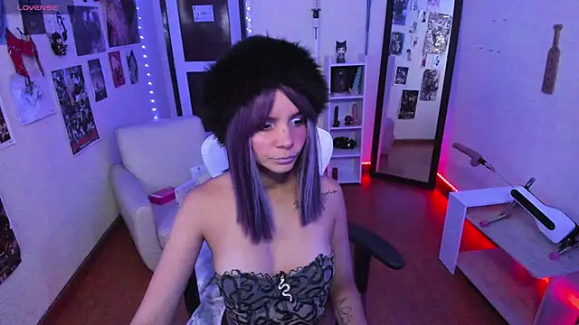 Snapshot of sakuraa_of chatting on September 2025 11:27:02 AM sakuraa of online show from September 2025 11:27:02 AM