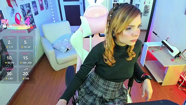 Snapshot of sakuraa_of chatting on October 2025 11:36:02 AM sakuraa of online show from October 2025 11:36:02 AM