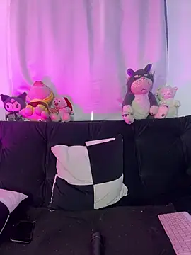 Snapshot of Clawd_hot chatting on February 2026 02:06:02 PM Clawd hot online show from February 2026 02:06:02 PM