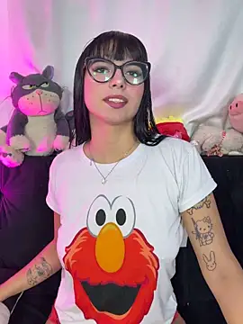 Clawd hot online show from April 2026 05:05:01 PM