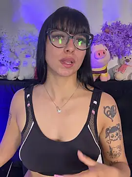 Clawd hot online show from April 2026 06:09:02 AM