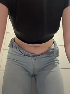 Cumonmme online show from June 2026 09:34:02 PM