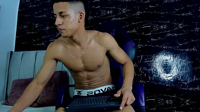 Jhos Smith online show from April 2026 04:13:02 AM