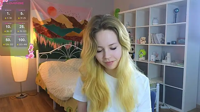 Snapshot of Wendy_Cutie chatting on September 2025 05:02:01 PM Wendy Cutie online show from September 2025 05:02:01 PM