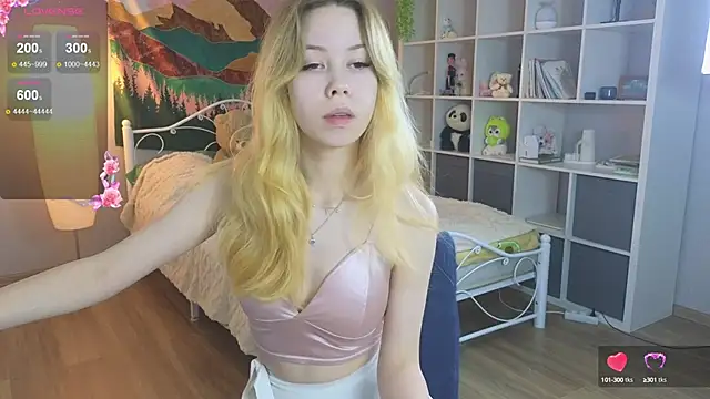 Snapshot of Wendy_Cutie chatting on September 2025 04:11:01 PM Wendy Cutie online show from September 2025 04:11:01 PM