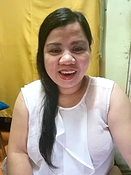 Snapshot of hotlyn45 chatting on October 2025 04:32:02 PM hotlyn45 online show from October 2025 04:32:02 PM
