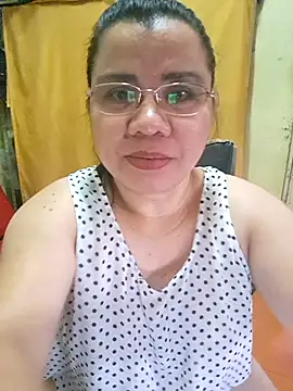 hotlyn45 online show from October 2025 01:35:02 AM