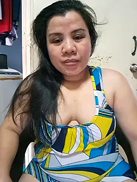 hotlyn45 online show from December 2025 03:05:02 AM