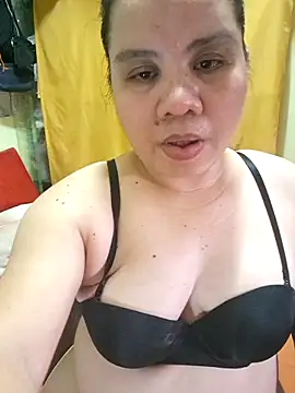 hotlyn45 online show from October 2025 01:26:02 AM