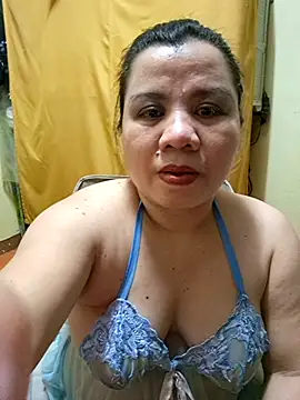 Snapshot of hotlyn45 chatting on September 2025 12:11:02 PM hotlyn45 online show from September 2025 12:11:02 PM