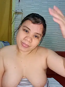 hotlyn45 online show from February 2026 02:54:02 AM