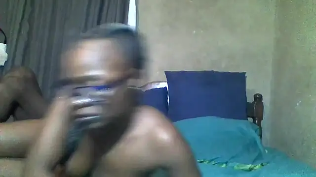 longdickson12345 online show from April 2026 10:27:01 PM