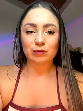 Amelia laurent online show from December 2025 03:05:01 PM