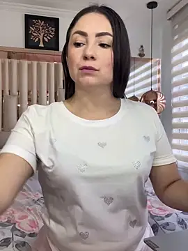 Snapshot of Amelia_laurent chatting on October 2025 08:17:02 PM Amelia laurent online show from October 2025 08:17:02 PM