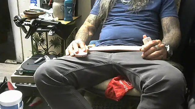 crassanova online show from April 2026 10:22:01 AM