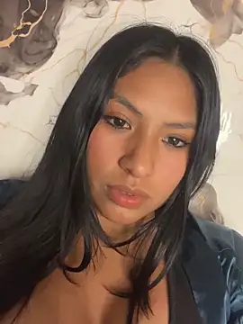 Snapshot of BrunetteBliss69 chatting on October 2025 03:19:01 AM BrunetteBliss69 online show from October 2025 03:19:01 AM