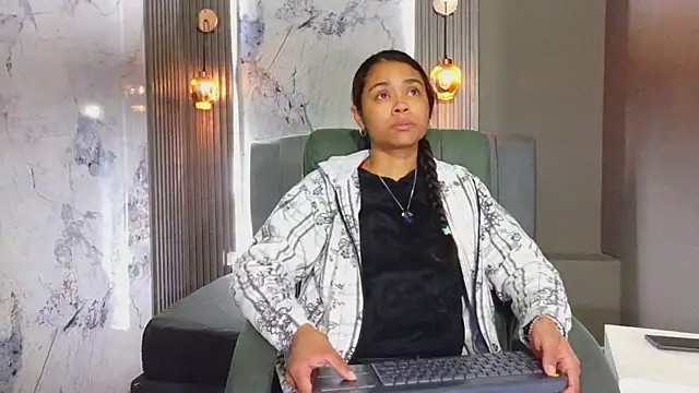 Kristall 06 online show from December 2025 02:45:02 AM