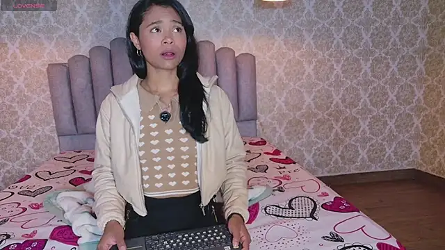 Kristall 06 online show from March 2026 03:24:01 AM