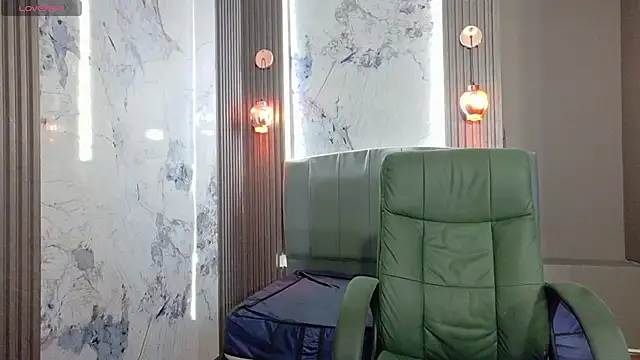 Kristall 06 online show from November 2025 02:49:02 AM