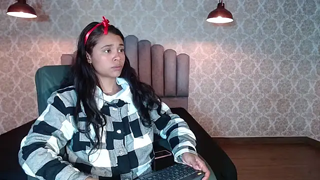 Kristall 06 online show from October 2025 02:13:02 AM