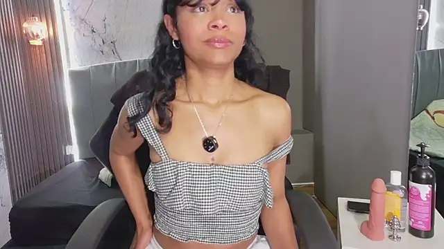 Kristall 06 online show from February 2026 05:06:01 AM