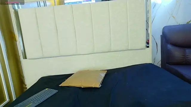 Kristall 06 online show from March 2026 04:53:02 AM