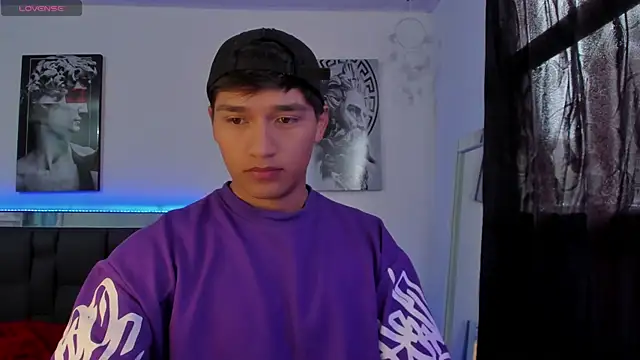 Snapshot of mateo-Esposito chatting on October 2025 05:02:02 PM mateo-Esposito online show from October 2025 05:02:02 PM