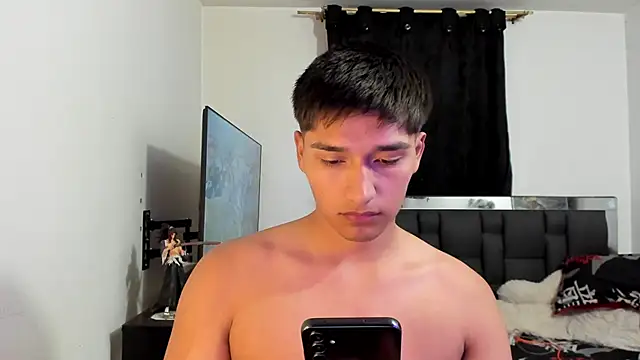 mateo-Esposito online show from April 2026 02:04:02 AM