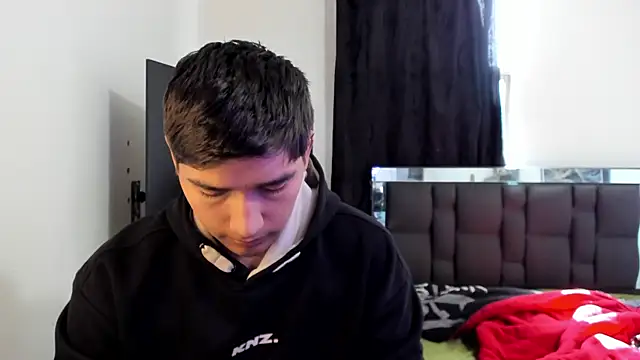 mateo-Esposito online show from March 2026 07:14:01 PM