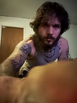 Wolfyking95 online show from October 2025 10:11:01 PM