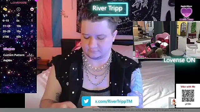 Snapshot of RiverTripp chatting on June 2026 01:32:01 AM RiverTripp online show from June 2026 01:32:01 AM