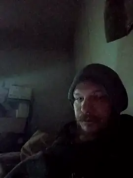 Snapshot of Poundtown1226 chatting on February 2026 08:57:02 AM Poundtown1226 online show from February 2026 08:57:02 AM