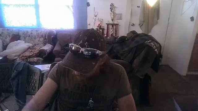 Poundtown1226 online show from September 2025 07:52:02 PM