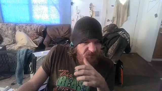 Poundtown1226 online show from September 2025 01:31:02 PM