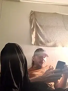 Snapshot of Poundtown1226 chatting on February 2026 12:46:01 PM Poundtown1226 online show from February 2026 12:46:01 PM