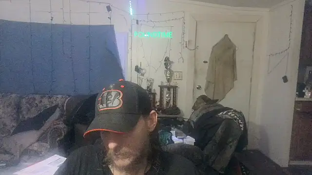 Poundtown1226 online show from January 2026 05:12:02 AM