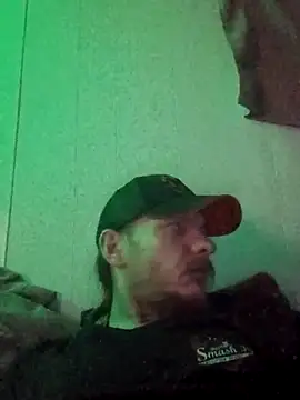 Snapshot of Poundtown1226 chatting on February 2026 04:25:02 AM Poundtown1226 online show from February 2026 04:25:02 AM