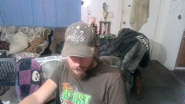 Poundtown1226 online show from September 2025 02:22:02 AM