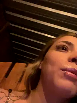 Marquis77 online show from December 2025 01:23:02 AM